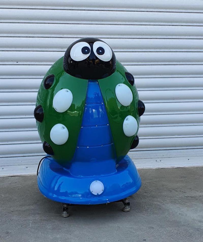 109779879_318883142622943_1607139016943821888_n Детска клатушка с монети – Калинка (зелена) - Image 1