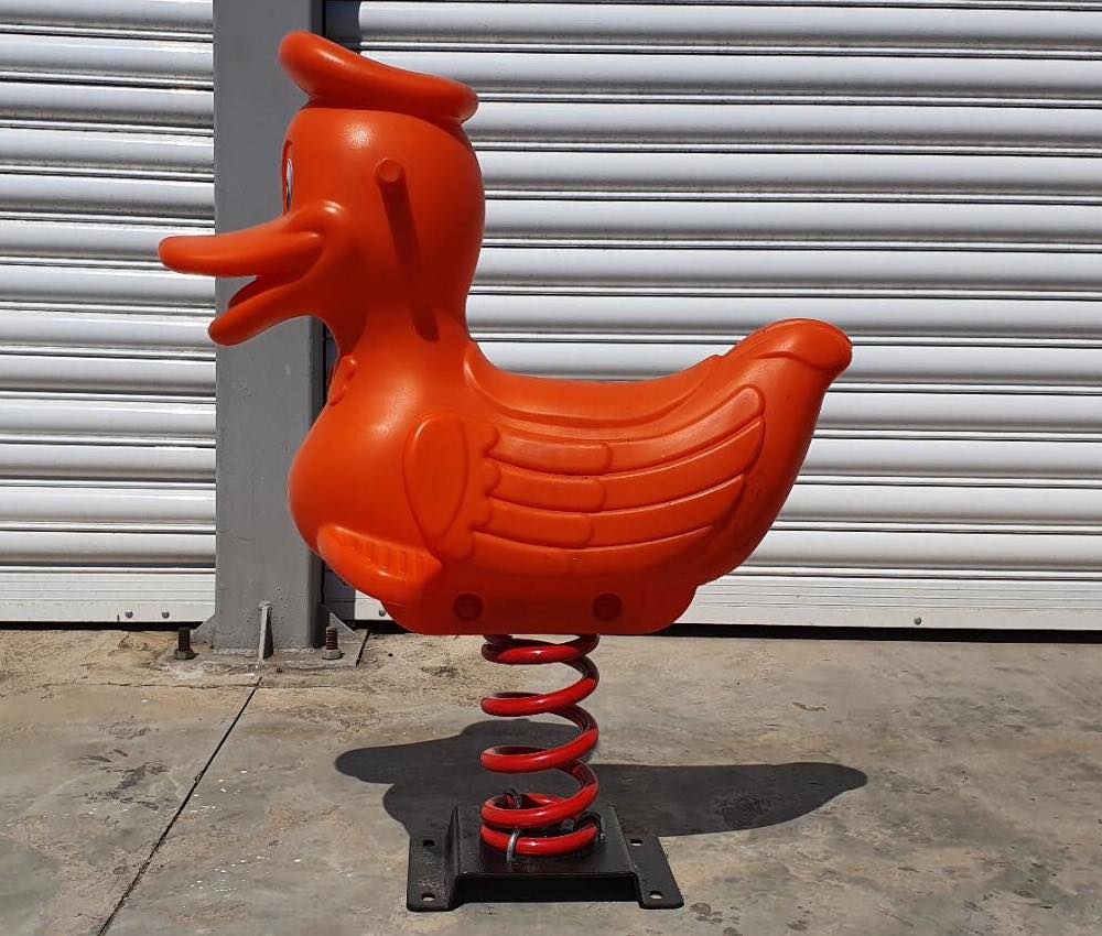 116557155_302176724196530_1155684106793285994_n Детска клатушка с пружина - пате - Image 1