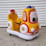 Детска клатушка с монети - спасителна кола