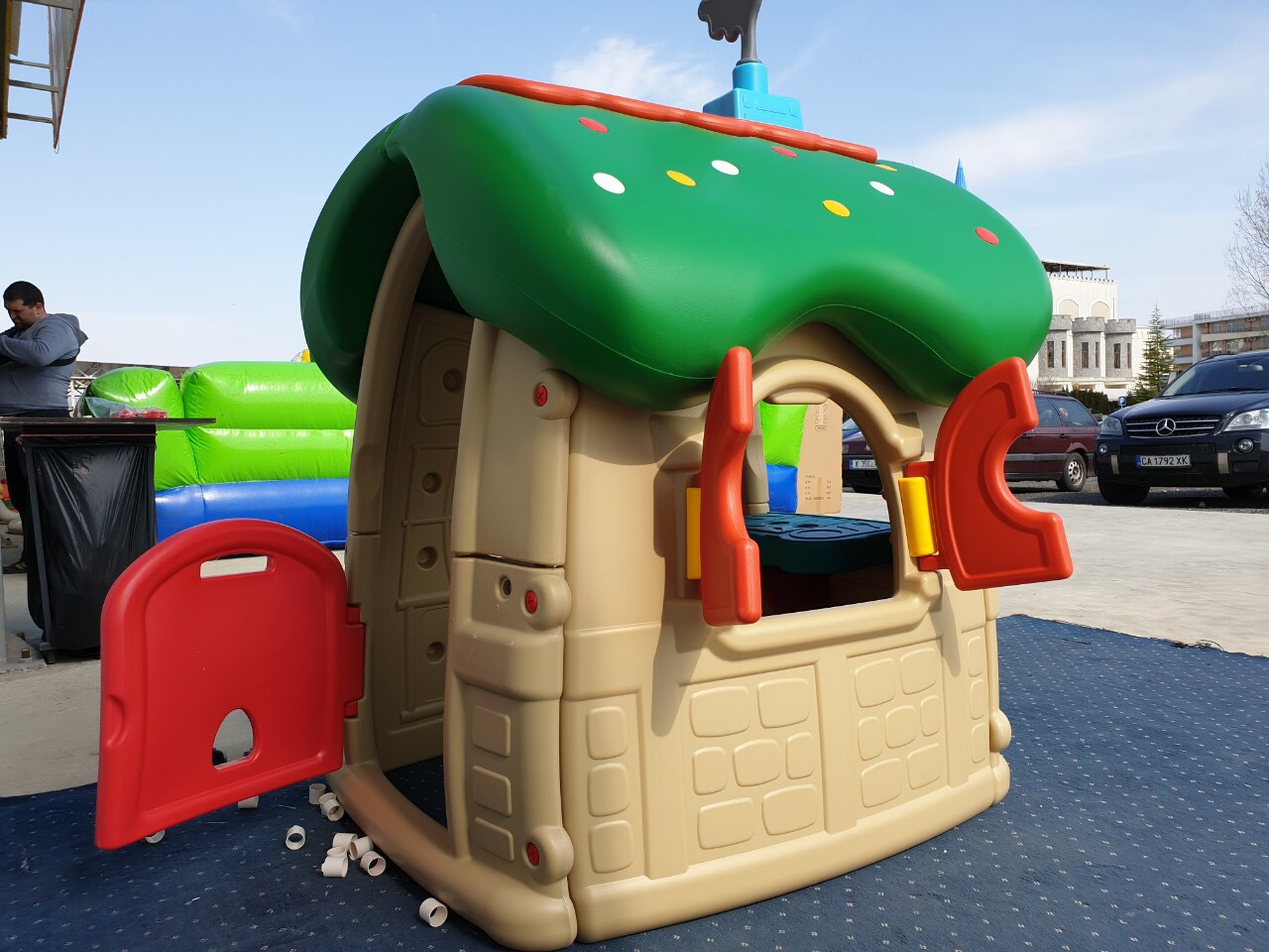 media-share-0-02-05-4c05bf6ed52358ae93647252d141964369956e18b3bdca12c92e80497160eefe-897b29de-1821-44d9-b65d-f09f3819e987 Детска къщичка за игра - модел А4 - Image 1