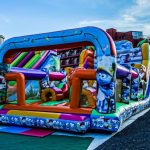 Надуваем замък Смърфове